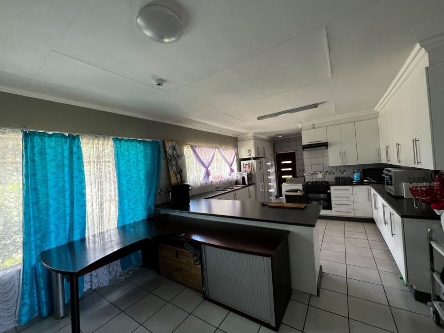 3 Bedroom Property for Sale in La Hoff North West